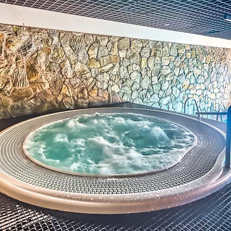 Apartment C3 Z Basenem, Sauna, Jacuzzi - 5d *